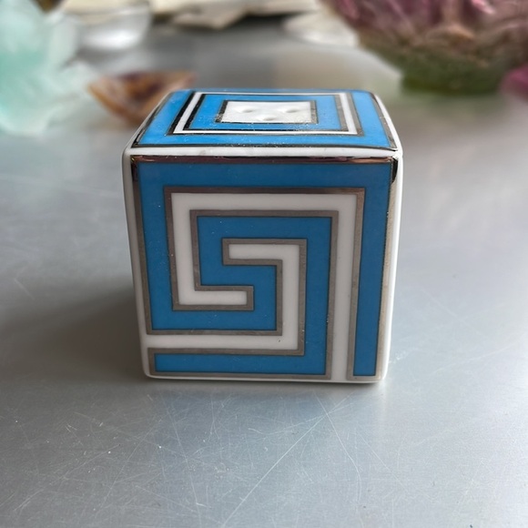 Jonathan Adler Salt Shaker - Picture 3 of 4